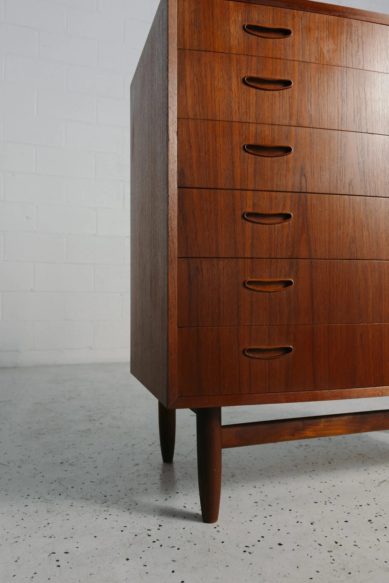Large Chest of Drawers in Teak