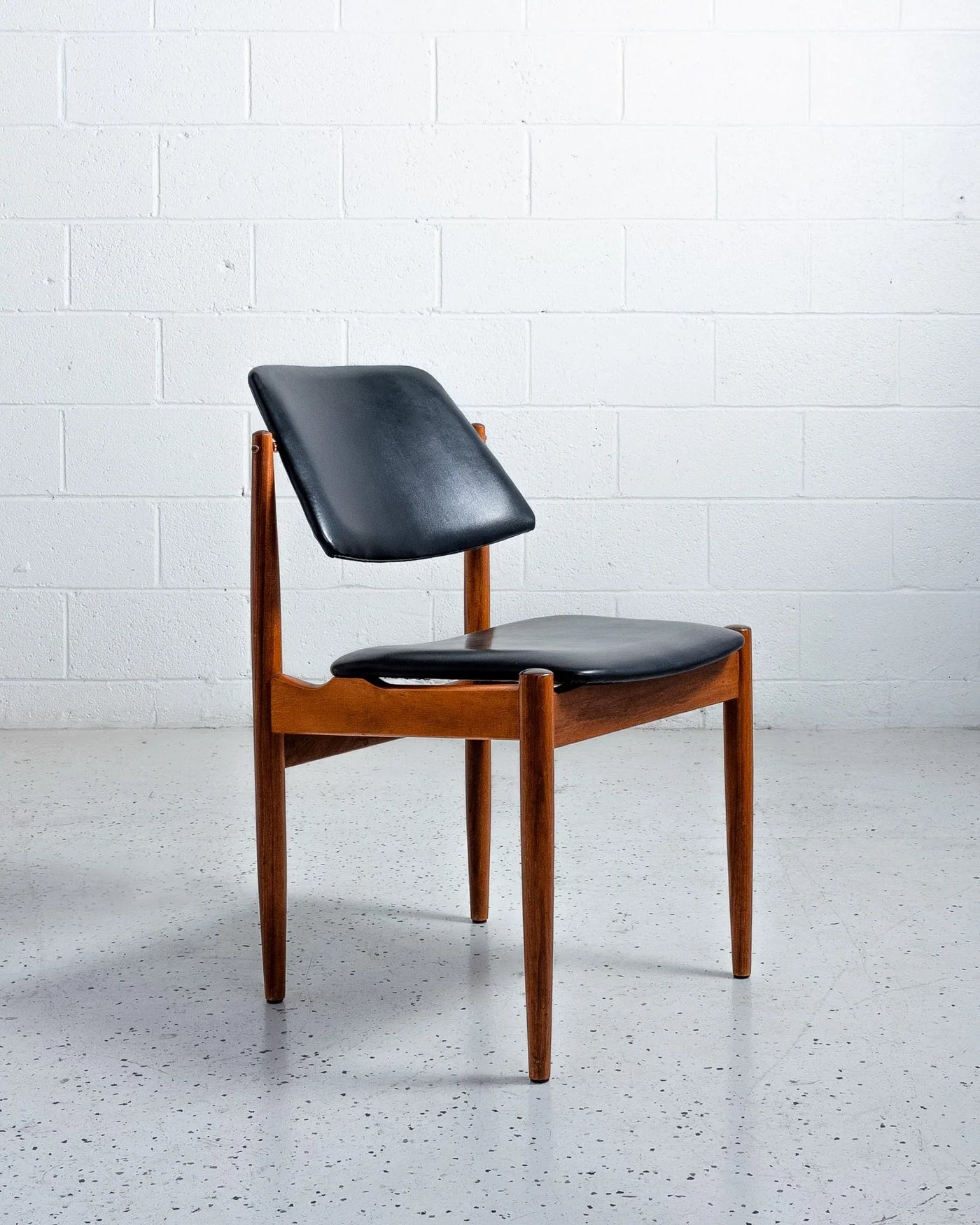 Set of 6 Arne Vodder for TH Brown Dining Chairs