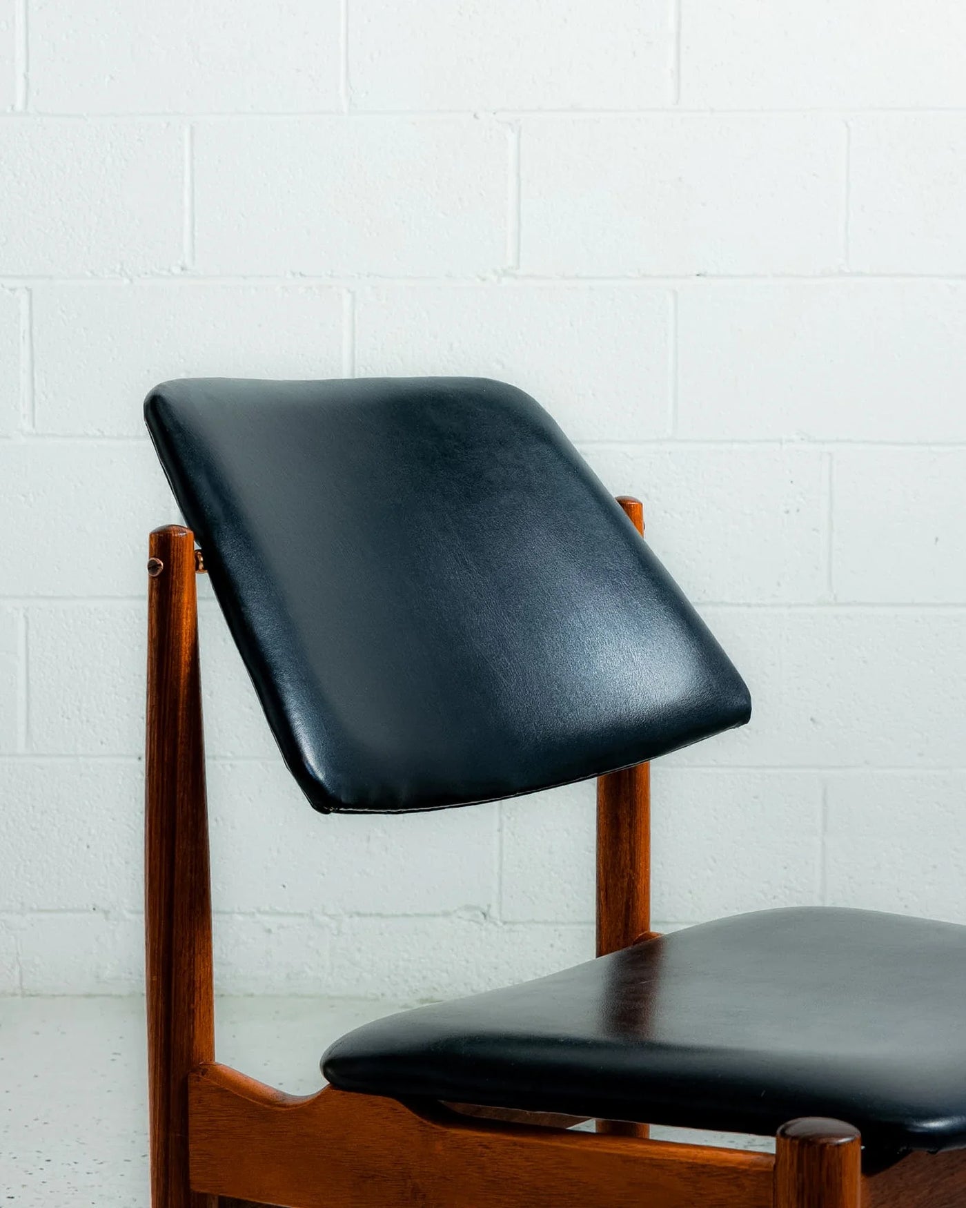 Set of 6 Arne Vodder for TH Brown Dining Chairs