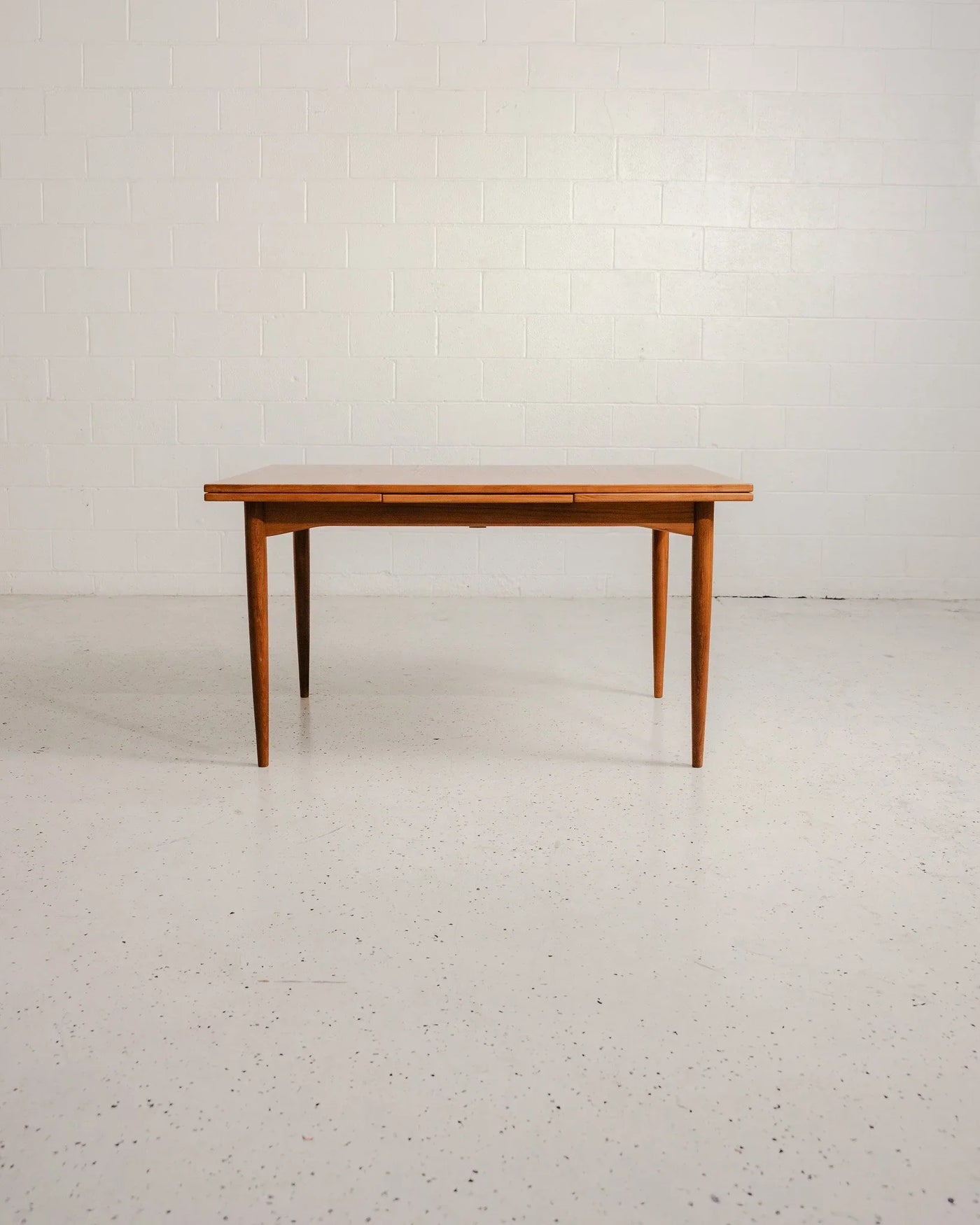 Parker Extension Dining Table
