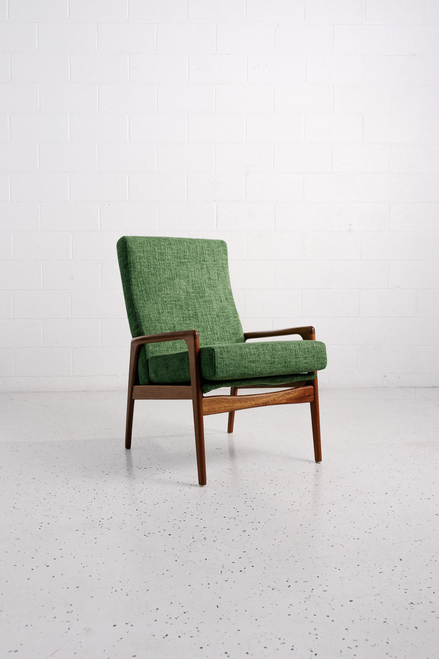 Fully restored Fler E71 armchair in green upholstered fabric