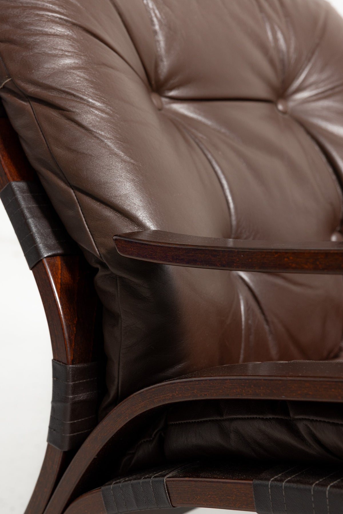 Additional view of Skyline Lounge Chair by Einar Hove