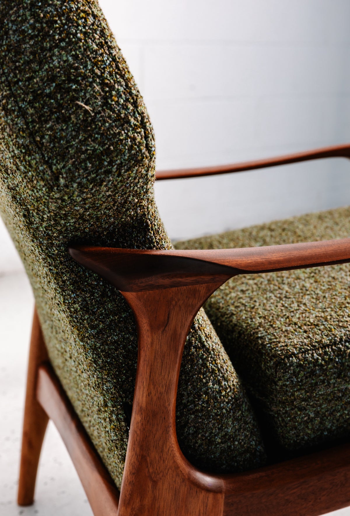 Pair of Rare SC60 Armchairs by Fler