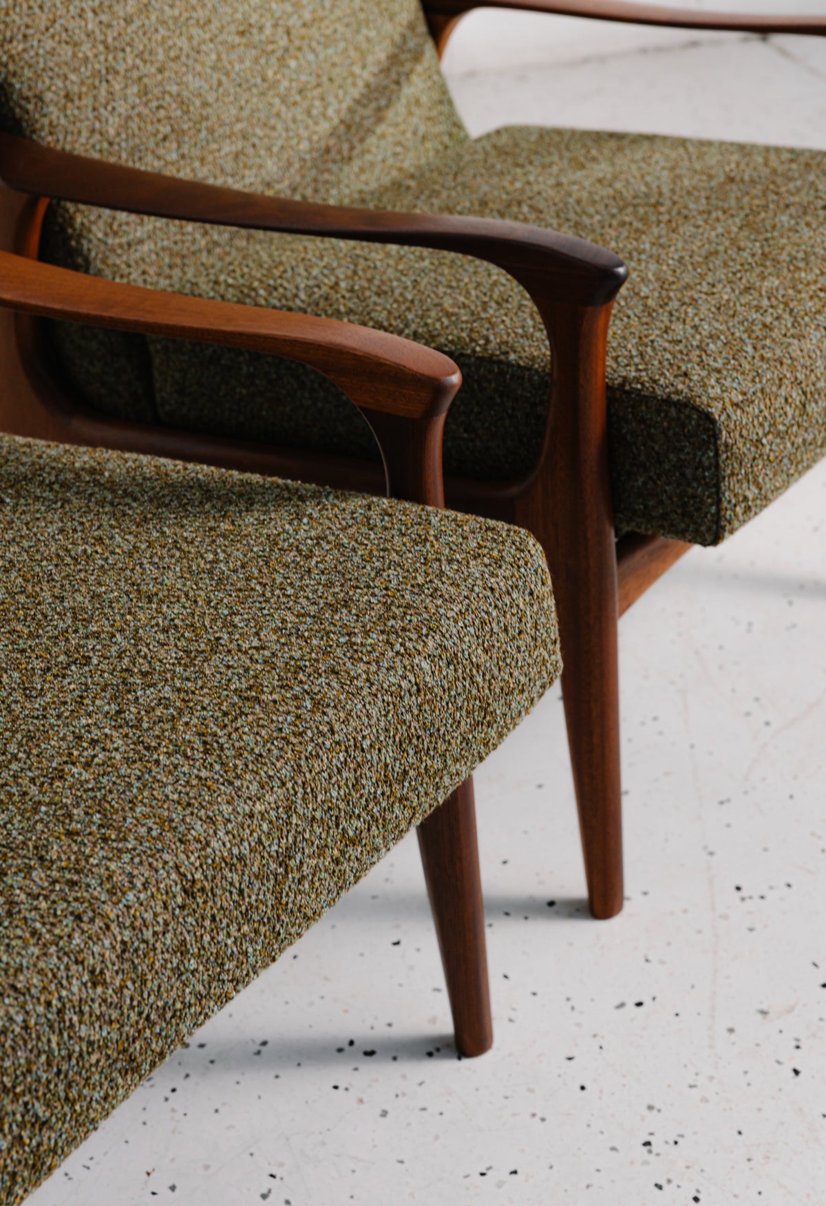 Pair of Rare SC60 Armchairs by Fler