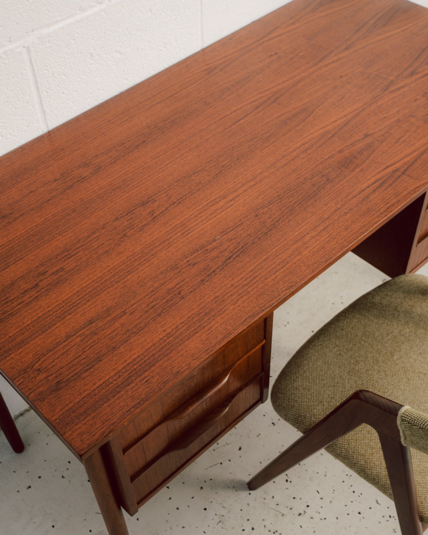 Petite Danish Desk by Ejsing Møbelfabrik