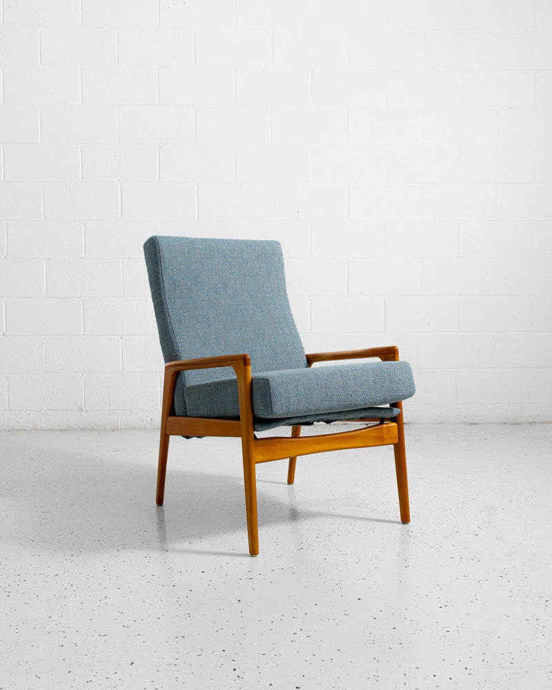 E71 Armchair by Fler