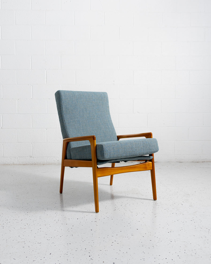 Fully restored Fler E71 armchair in textured blue upholstered fabric
