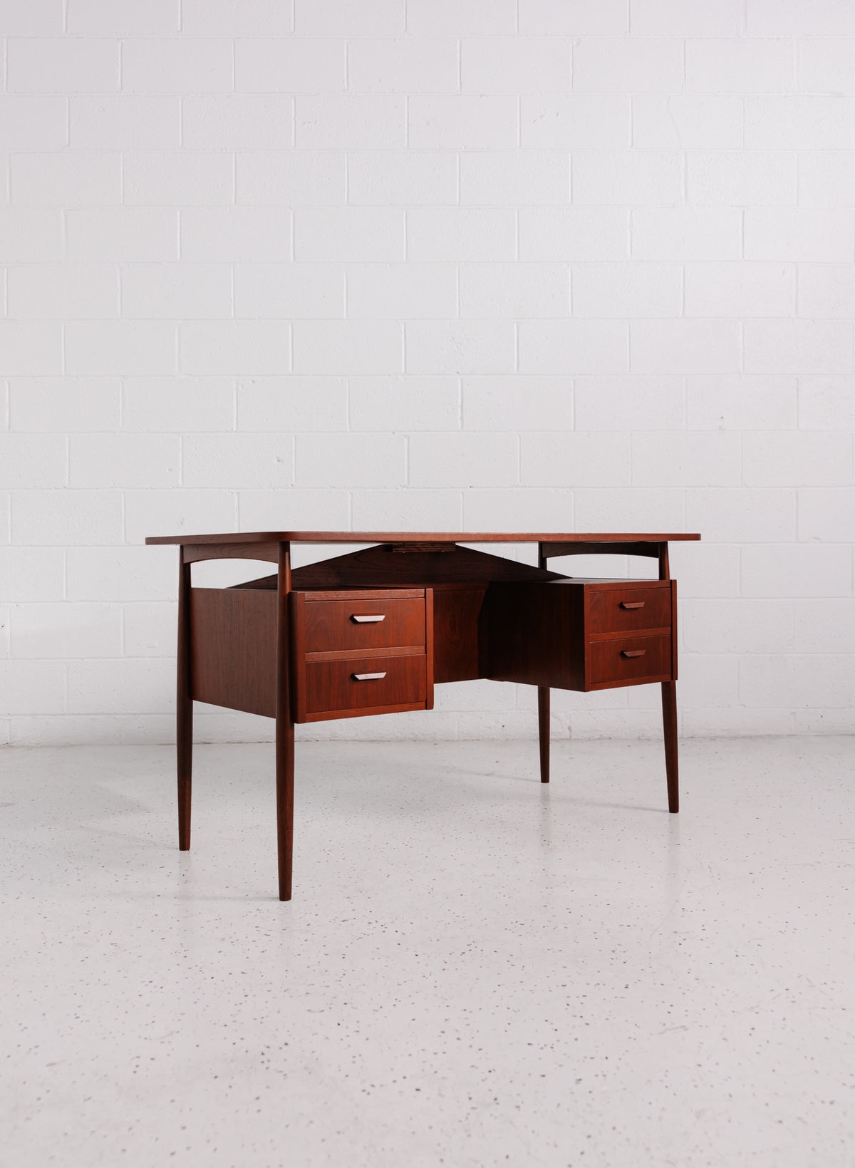 Floating-Top Desk by Gunnar Nielsen Tibergaard