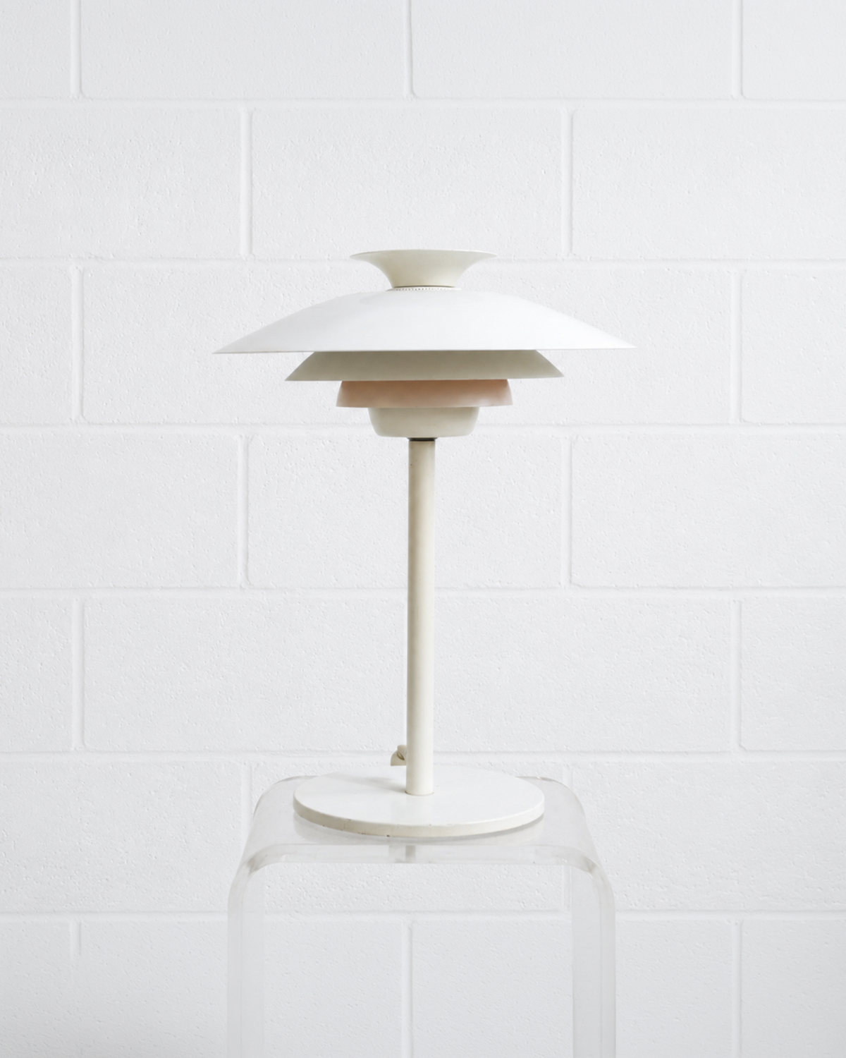 Jeka Table Lamp