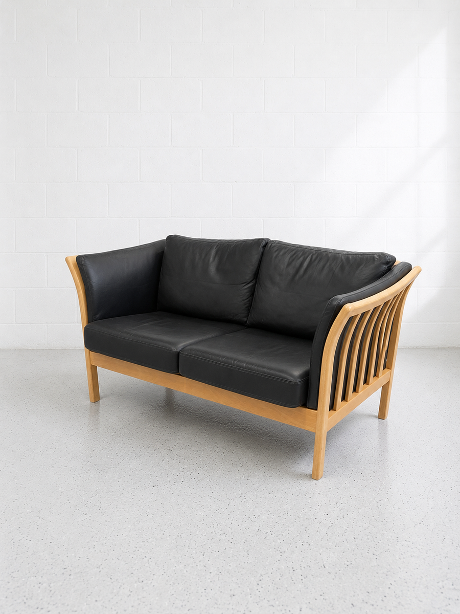 Two-Seater Leather Sofa by Skalma