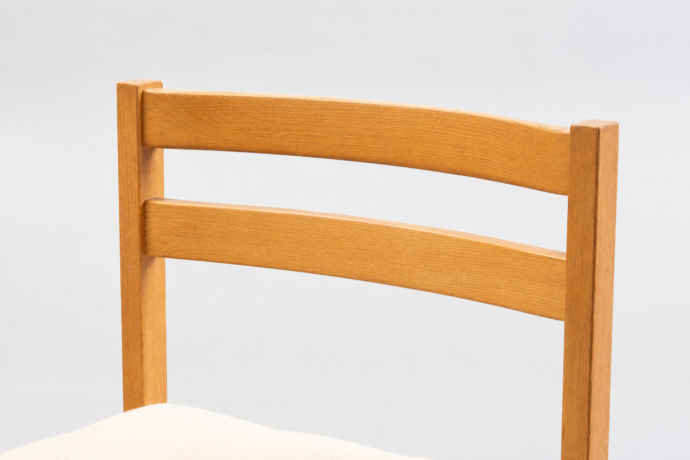 Set of Six Dining Chairs in Oak